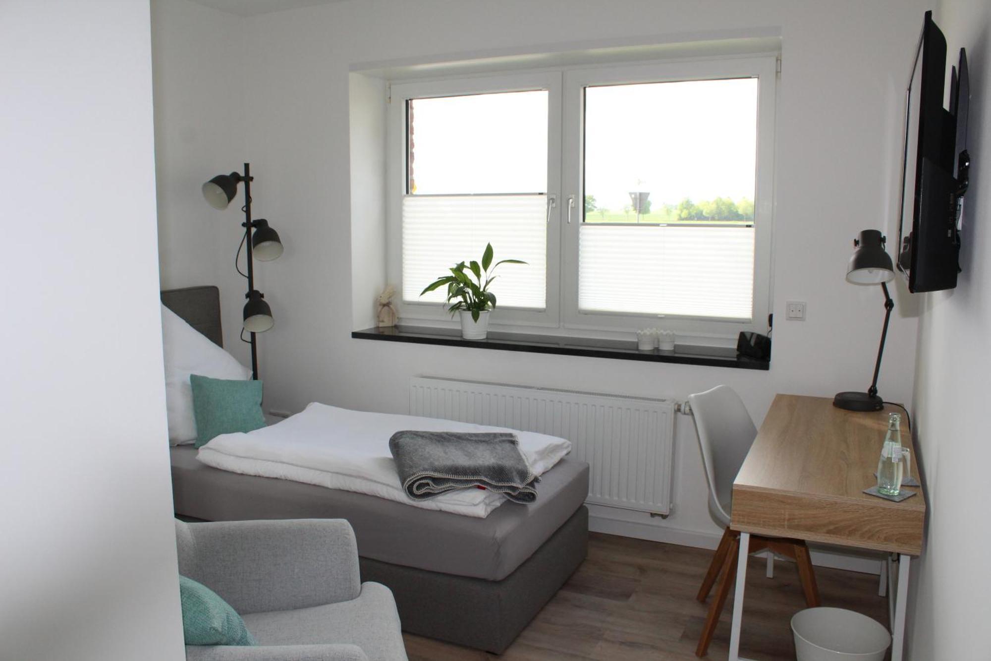 Gaestezimmer Bergerhof - Ankommen Und Wohlfuehlen Neuss Bagian luar foto