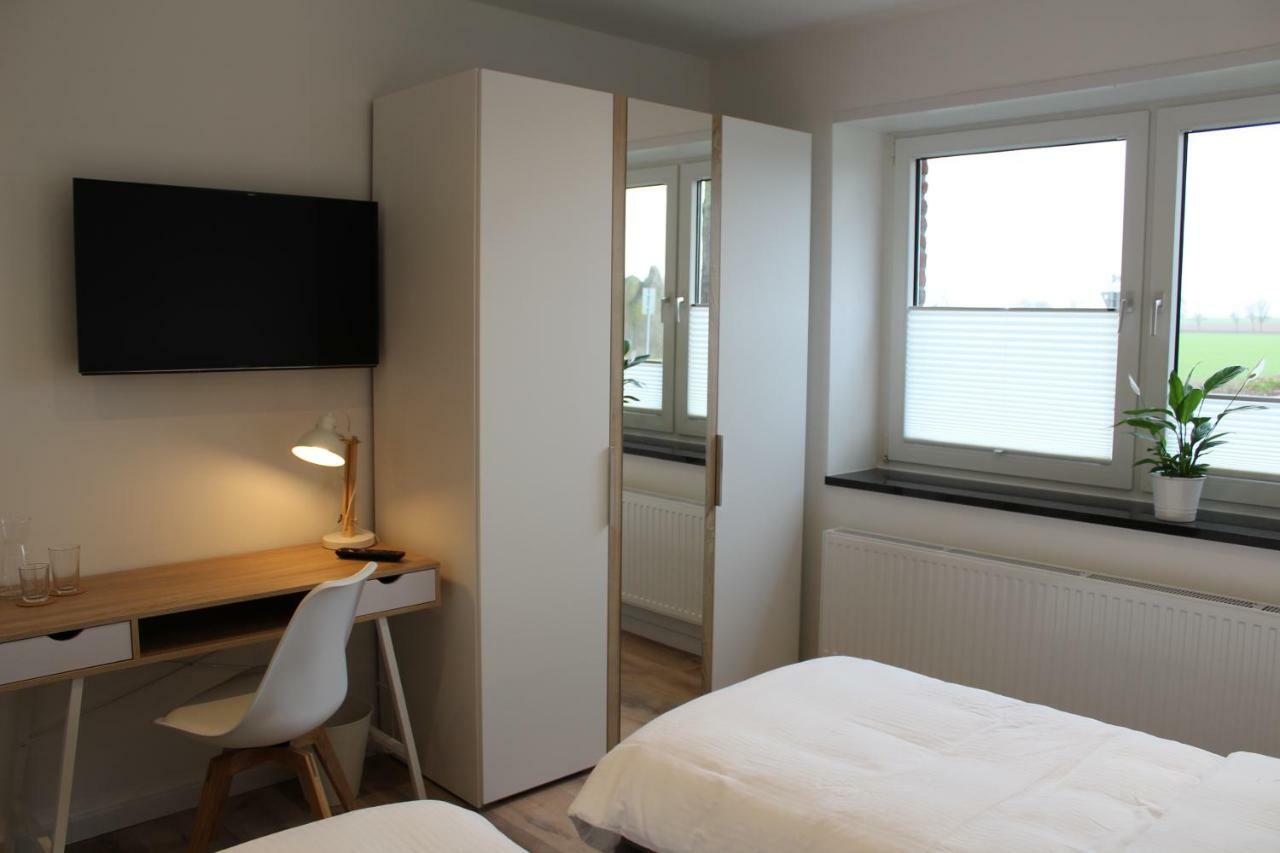 Gaestezimmer Bergerhof - Ankommen Und Wohlfuehlen Neuss Bagian luar foto